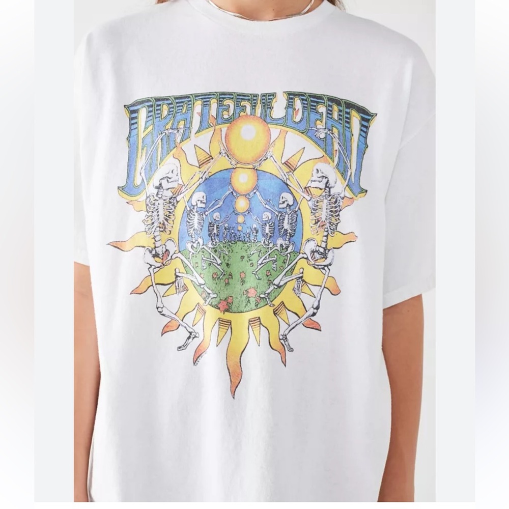Grateful Dead Cream Short Sleeve Tee